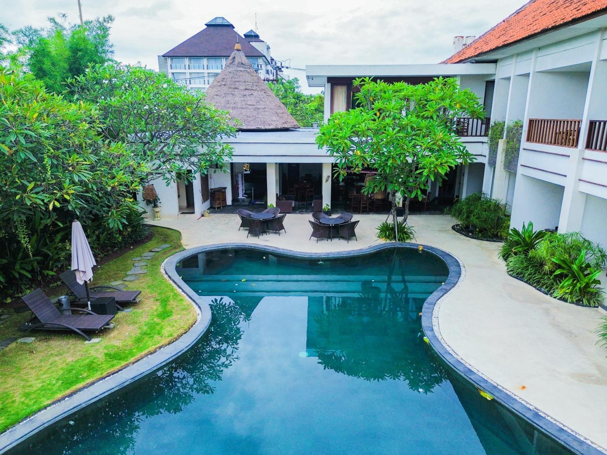 Villa Diana Bali 16 Bedrooms Seminyak Esterno foto