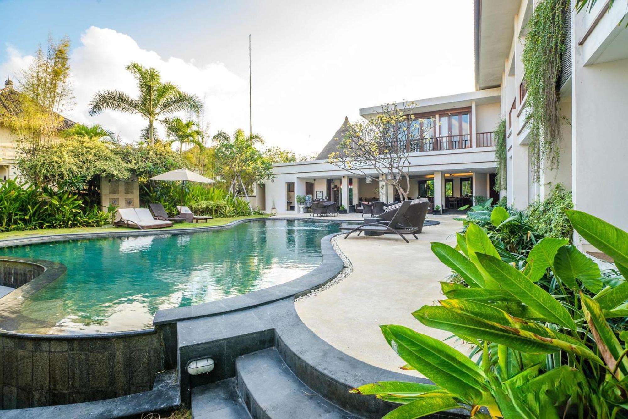 Villa Diana Bali 16 Bedrooms Seminyak Esterno foto