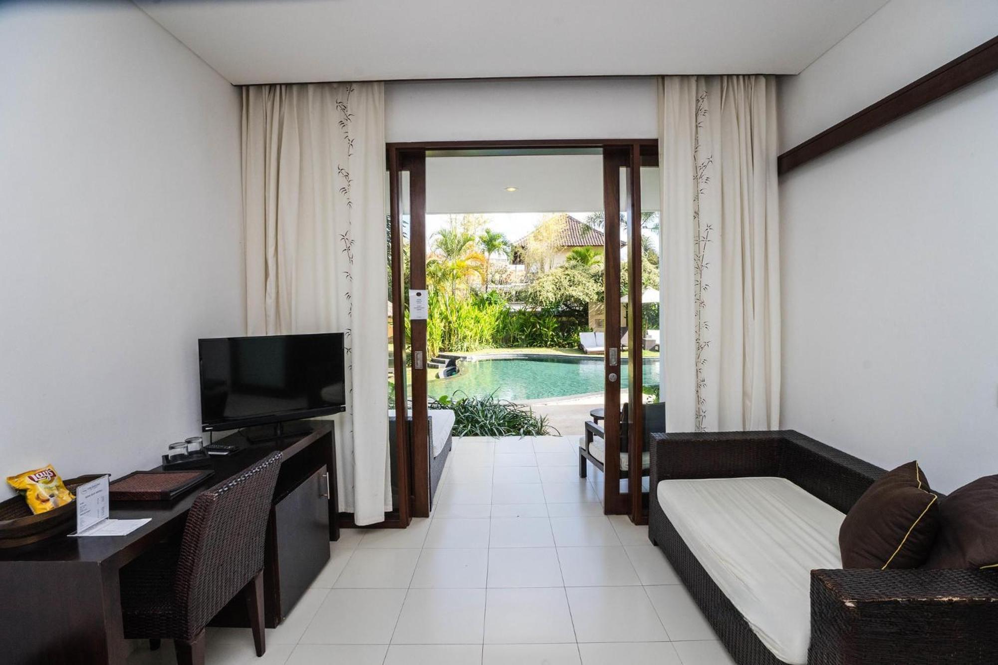 Villa Diana Bali 16 Bedrooms Seminyak Esterno foto
